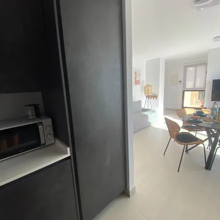 New Lomas De Apartman *